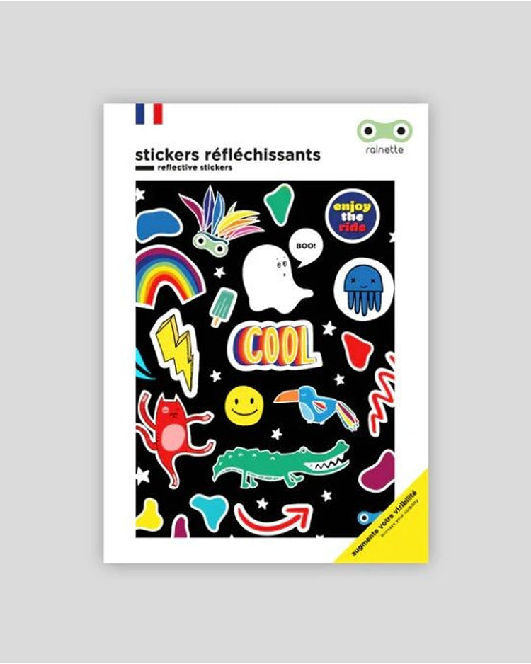 Stickers réfléchissants colorés pour enfants sur fond clair.