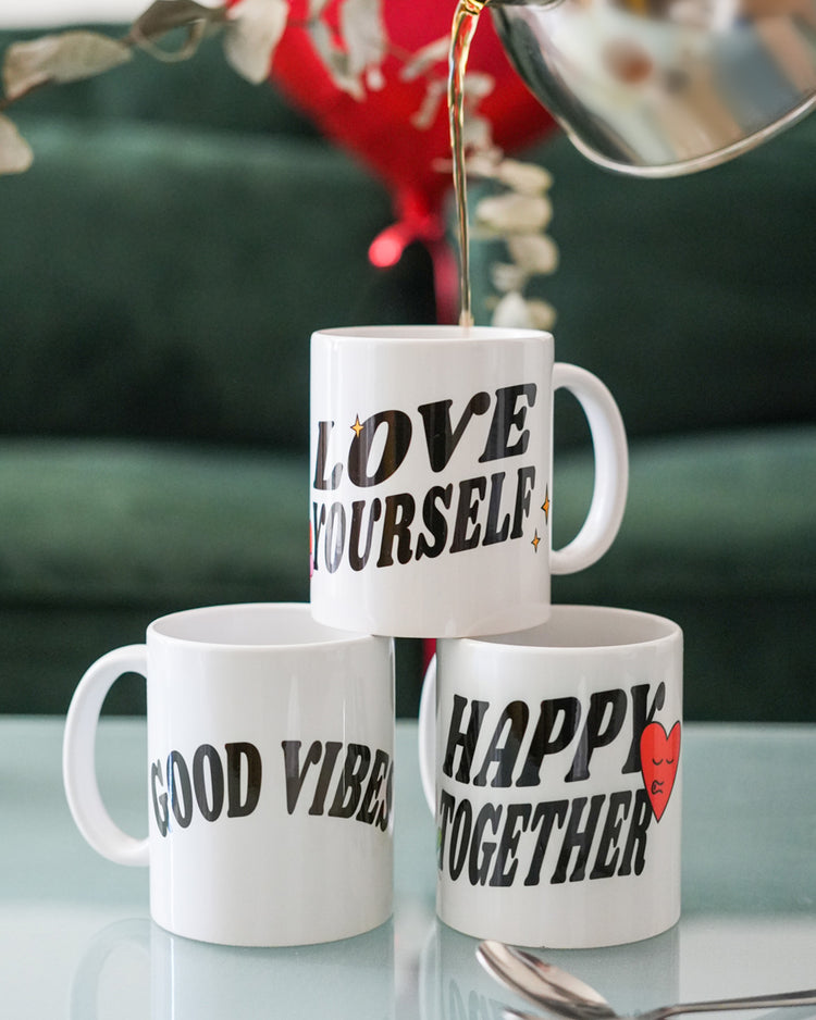 Mug à message avec illustration vintage et anse dorée