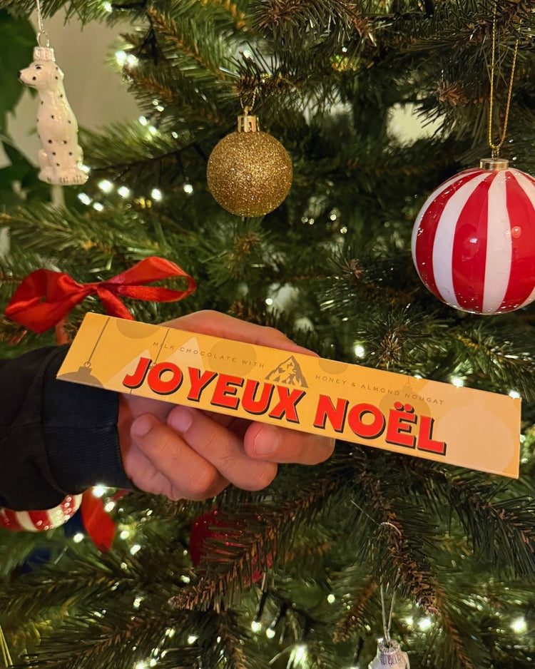 Toblerone Joyeux Noël avec emballage festif et motifs de Noël
