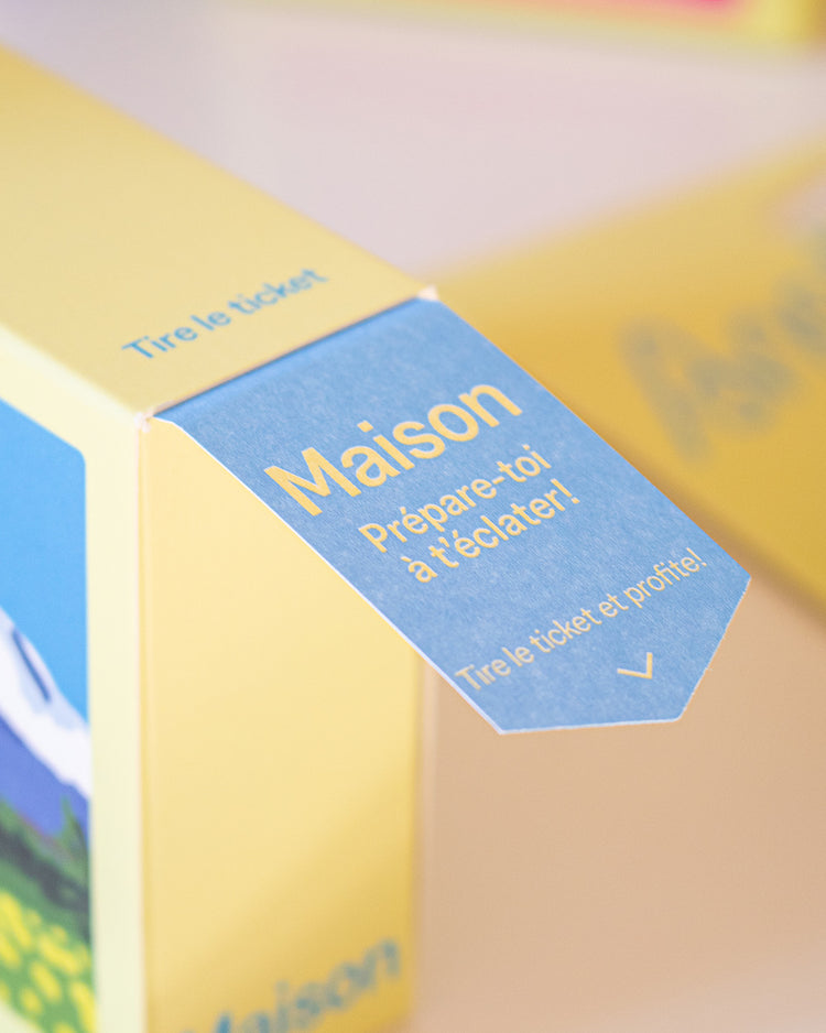 Livre 100 Activités Passionnantes avec couverture colorée et attrayante.