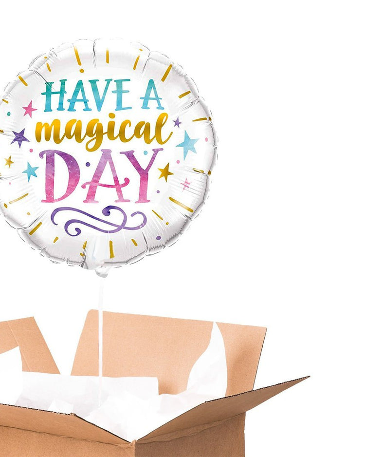 Ballon Magical Day avec motif coloré et inscription, idéal pour célébrer une journée spéciale.