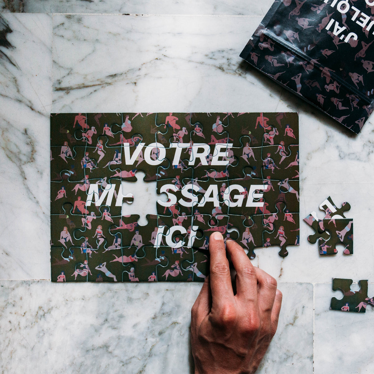 Puzzle personnalisé avec message unique en gros plan.
