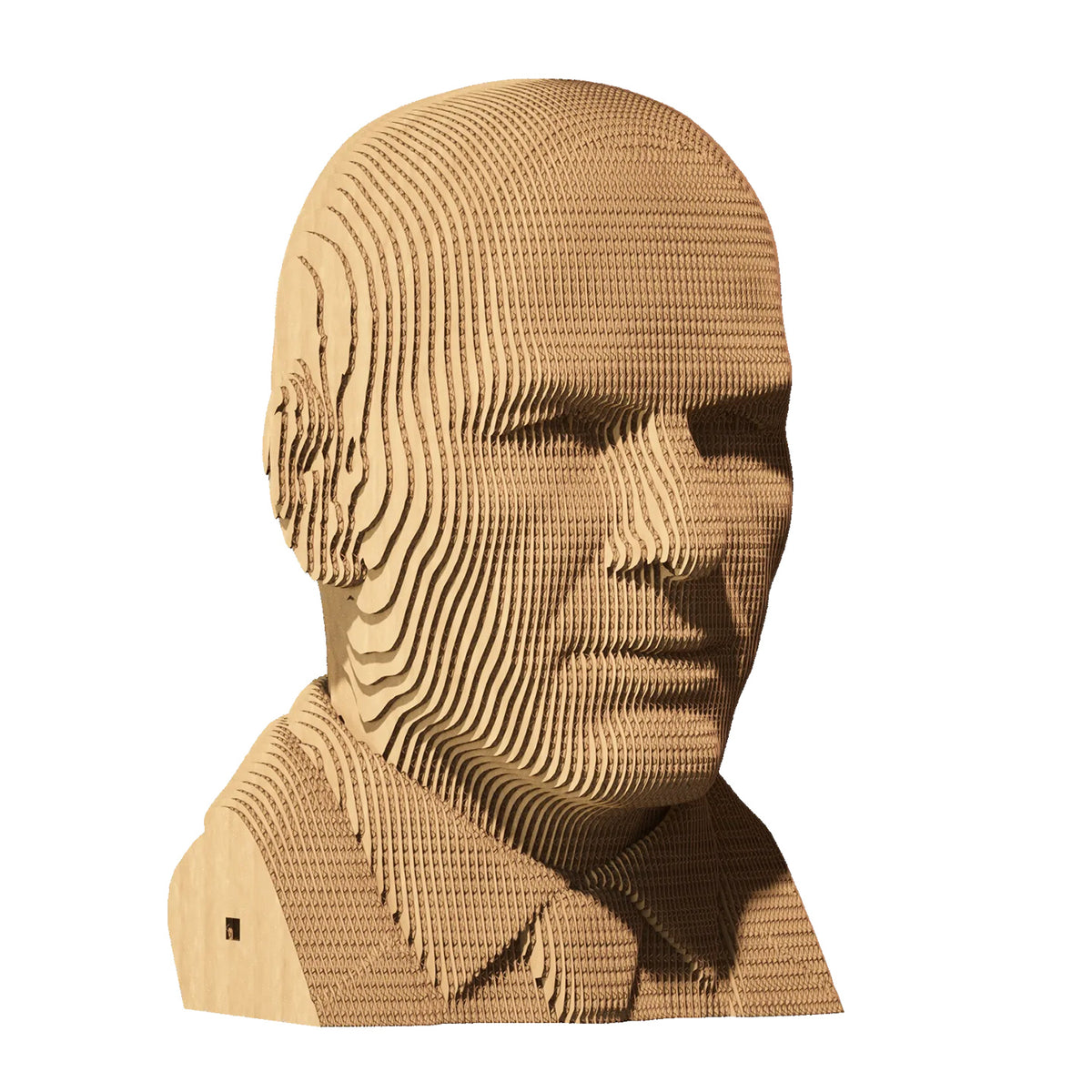 Sculpture en carton de Zidane, vue de face avec détails du visage.